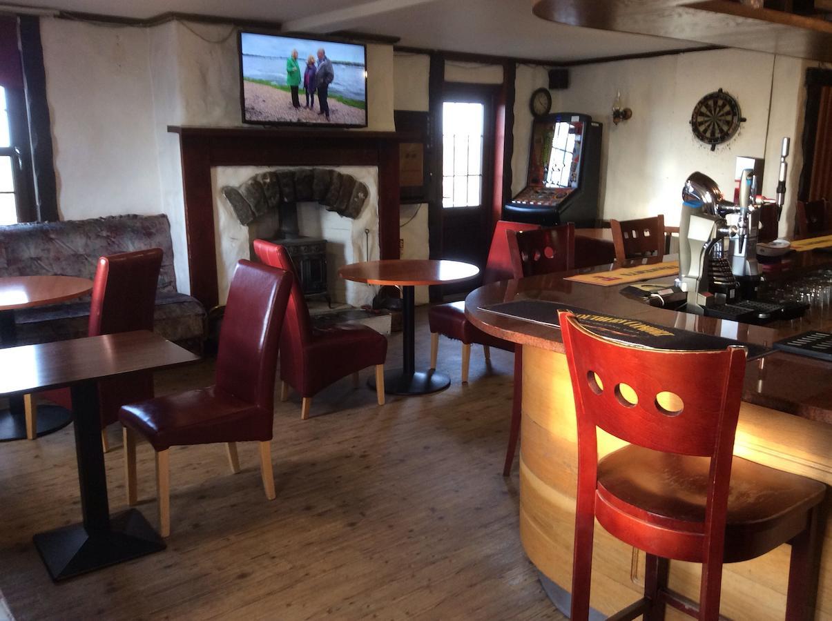 Polochar Inn Pollachara エクステリア 写真
